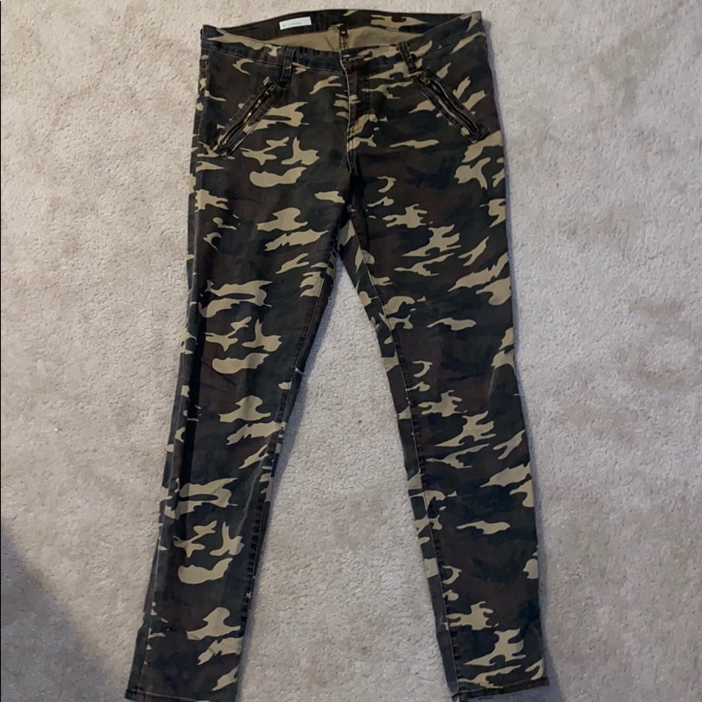mia toothpick skinny camo jeans